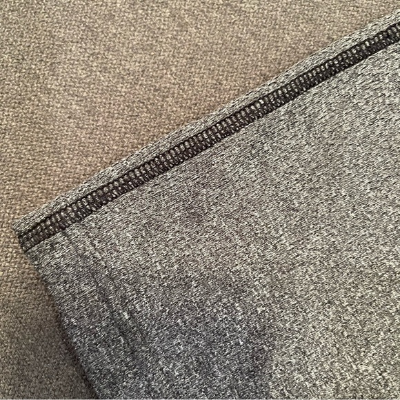 Under Armour kids lightweight joggers in gray with lime green logo size 7 EUC - Picture 5 of 6